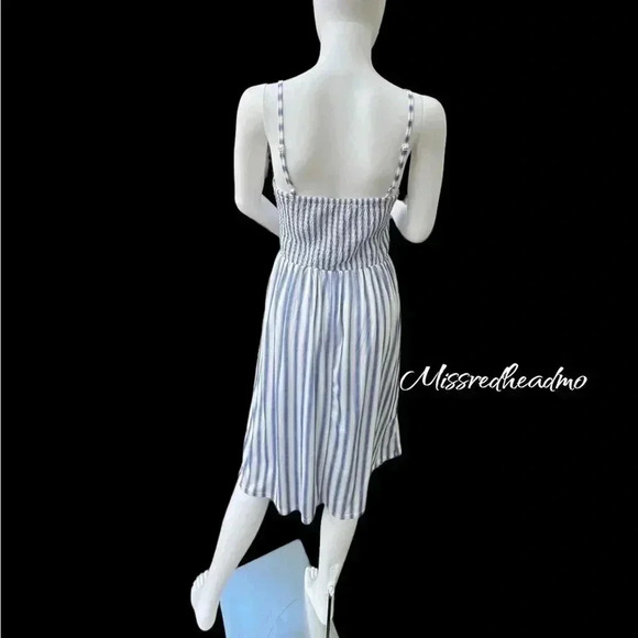 ~Angashion~ Summer Dress - Small - Picture 4 of 5